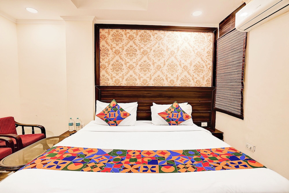Fabhotel Comfort Stay I