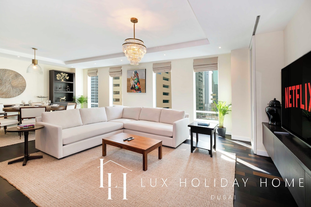 LUX The Elegant DIFC Suite 2