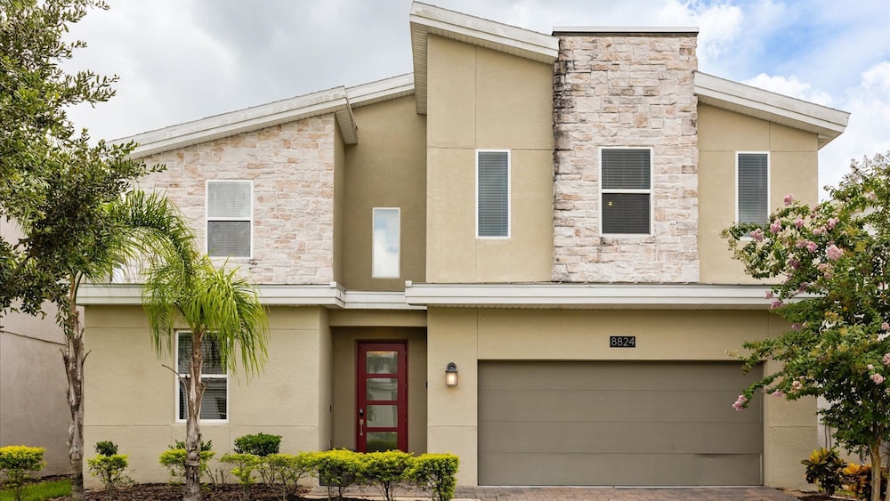 Upstay Championsgate 9BR Villa With Pool Cinema