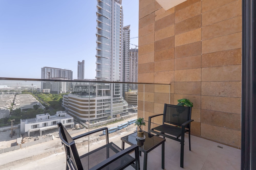 Eye-catching 1 Bedroom in Azizi Riviera
