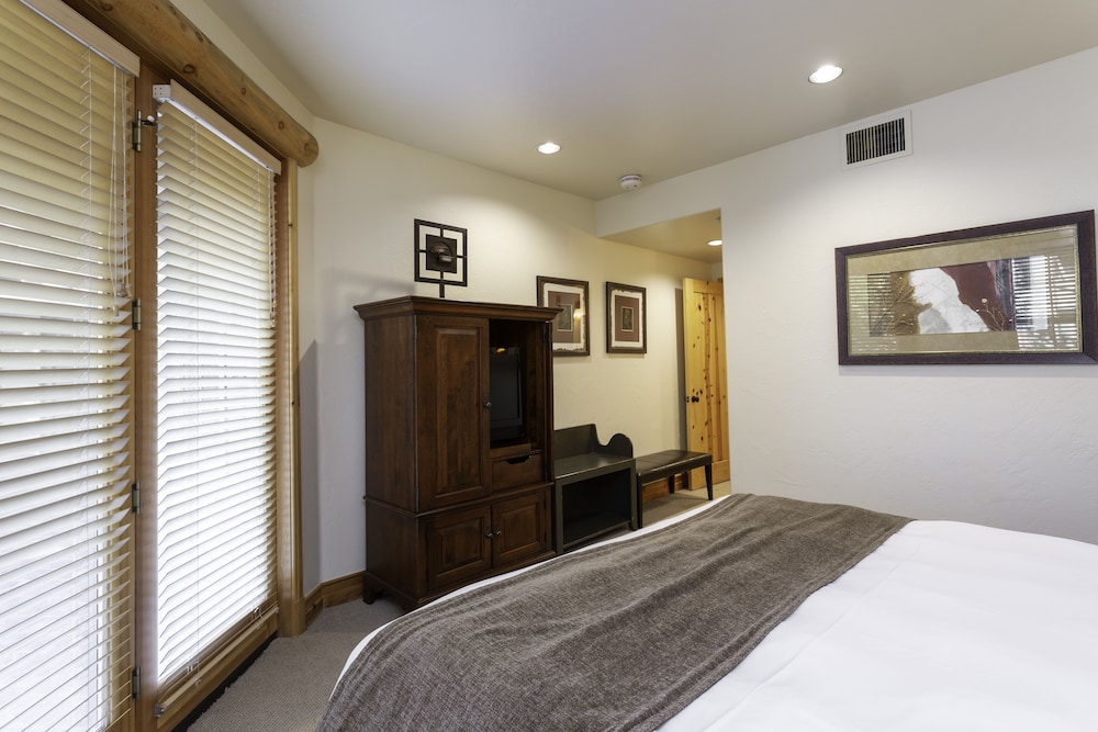 The Lodges at Deer Valley 2 Bedroom Condo