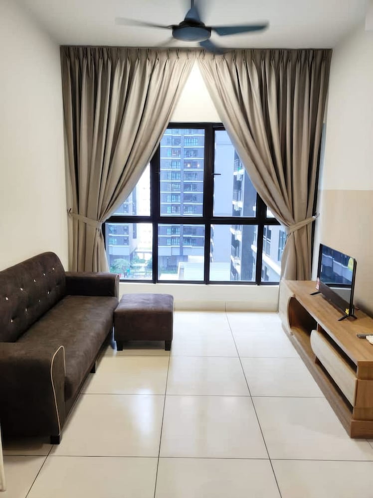 Residensi Majestic Maxim Condo