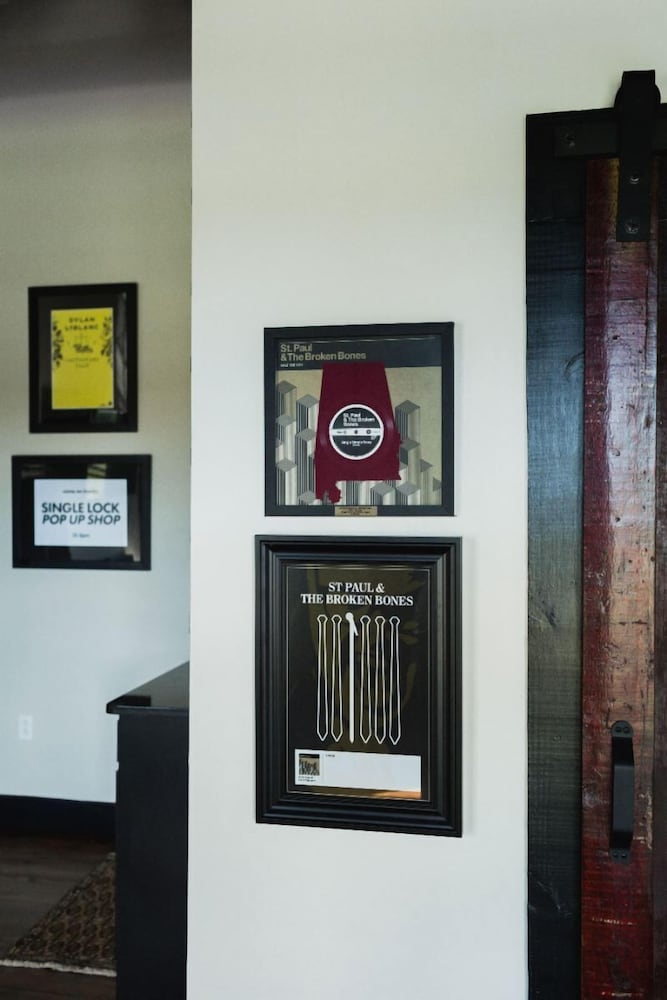Florence Vacations - GunRunner Boutique Hotel - Property Image 10