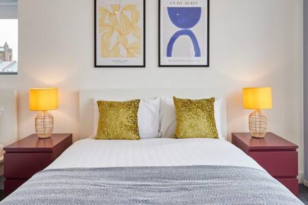 Host Stay The Knight Street Penthouse I