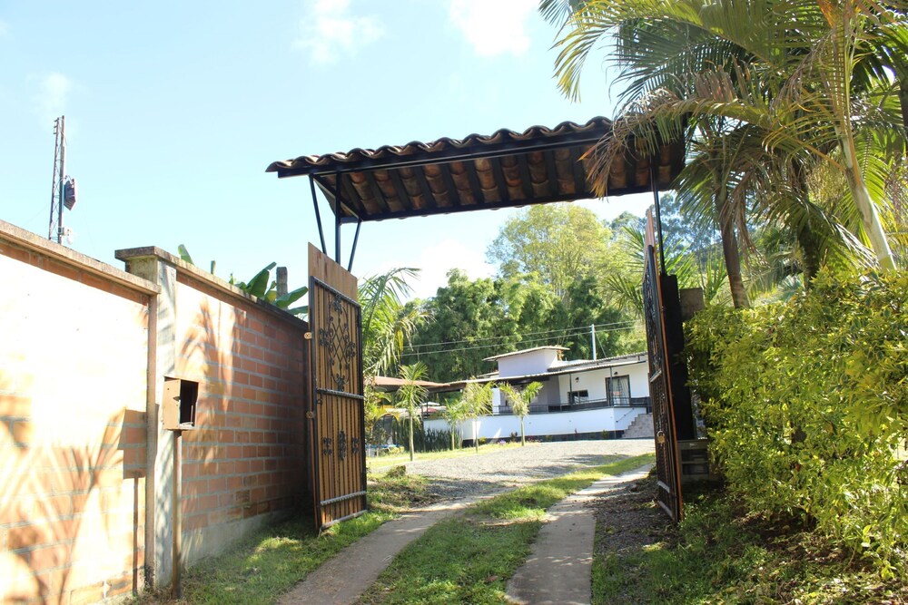 Photo 28