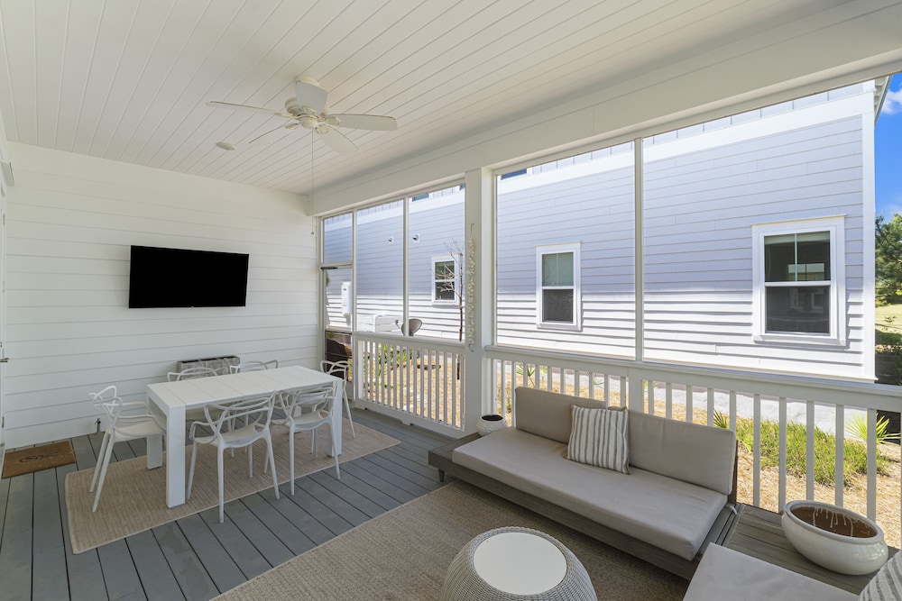 Prominence on 30A by Panhandle Getaways