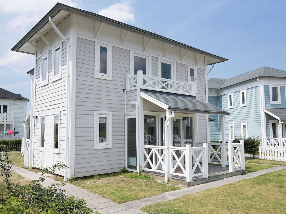 Restyled Villa Near 6 km From the Beach