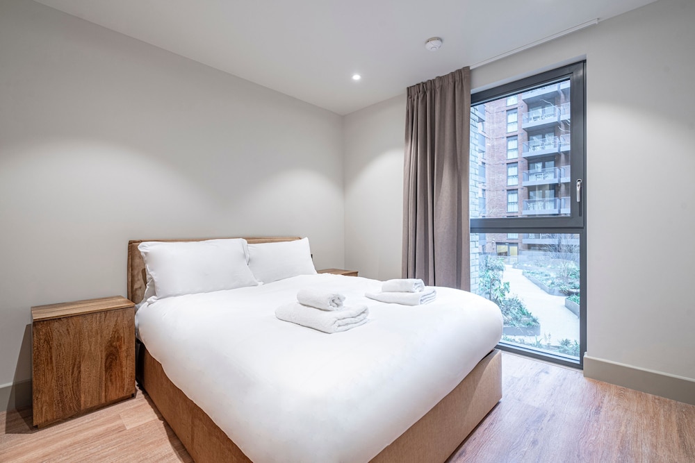 Stylish North London Apartment