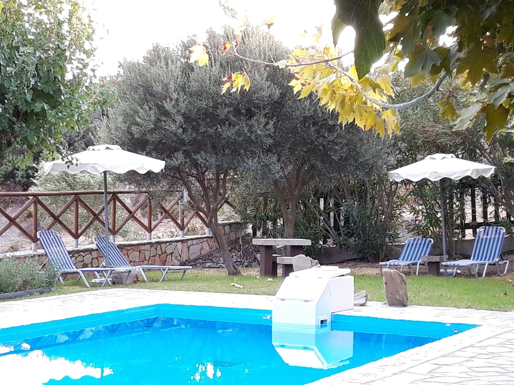 Petroto Sea View Villas photo 5