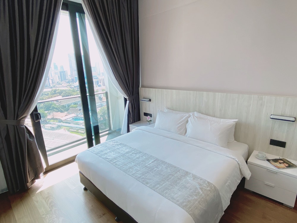 Opus Residences
