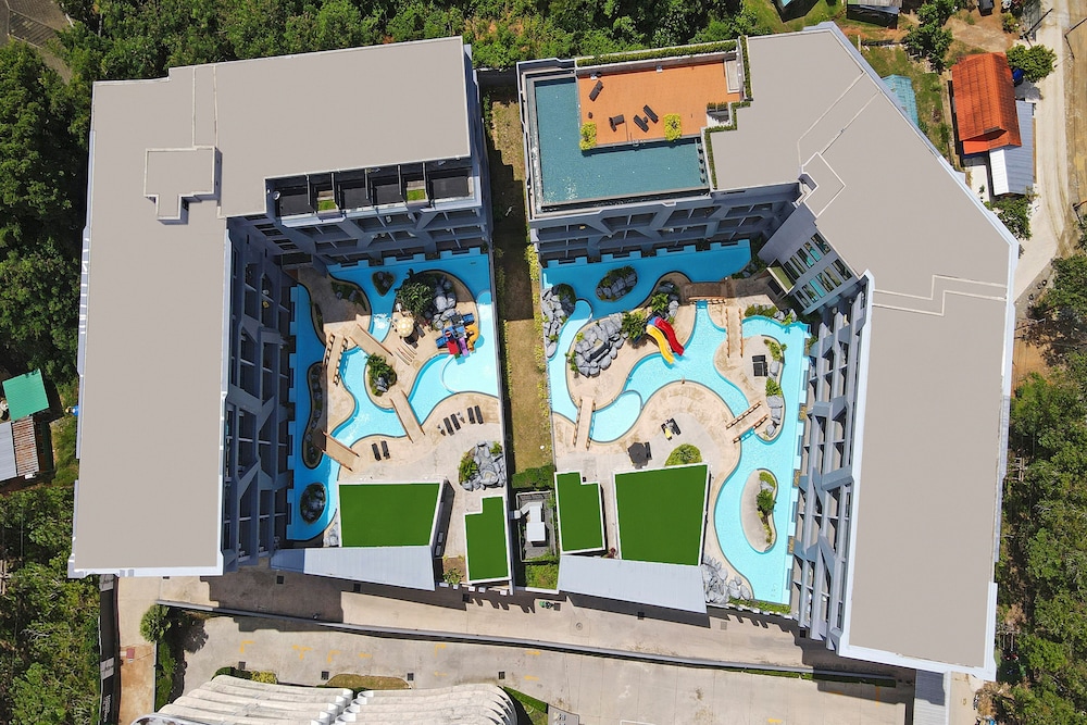 Perfect stay near Naiharn Beach UTL B126