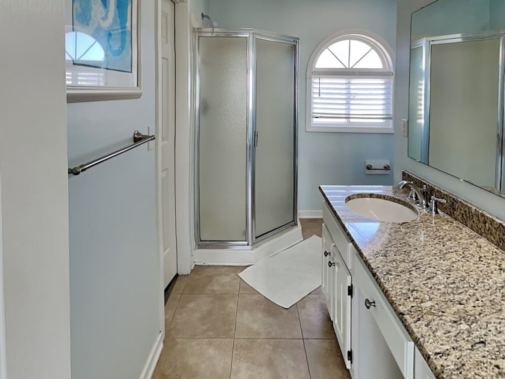 A Grande Green by Topsail Realty
