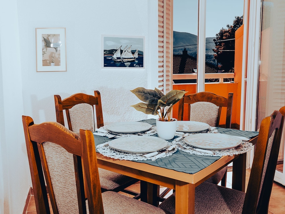 Hvar spa & Apartments