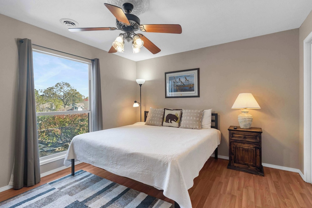 River Song Condo for 4