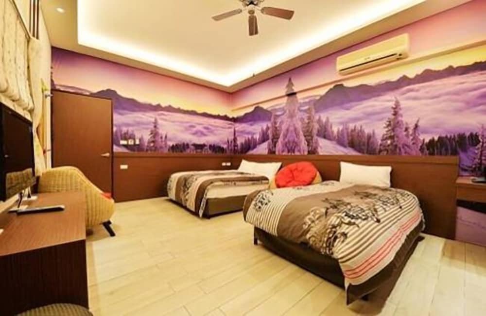 Photo 6