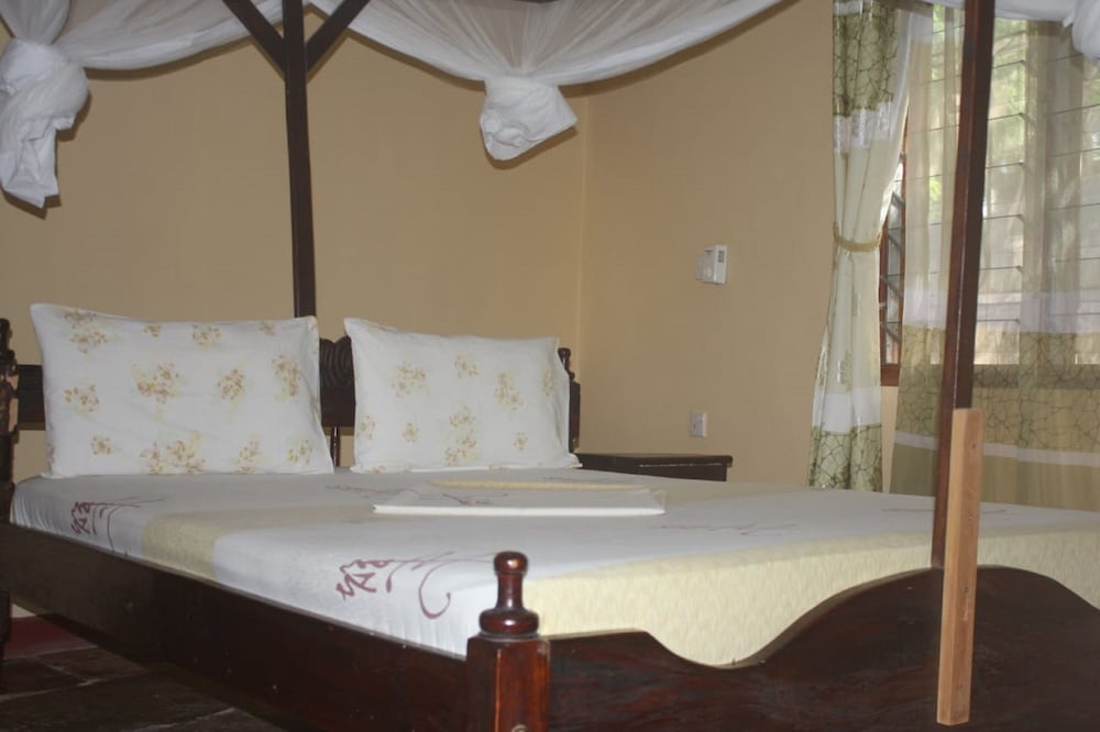 2 Bedroom Bungalow Mtwapa view 3