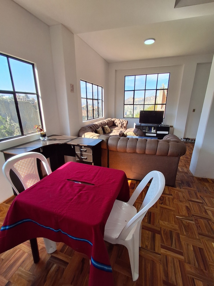 backpackers la paz