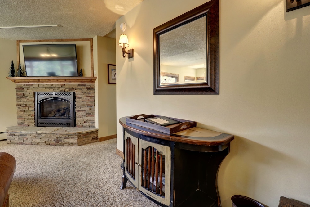 Wl210 West Lake Lodge 2 Bedroom Condo