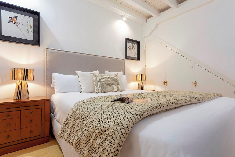 Exclusive House in Seville. Antonia Díaz