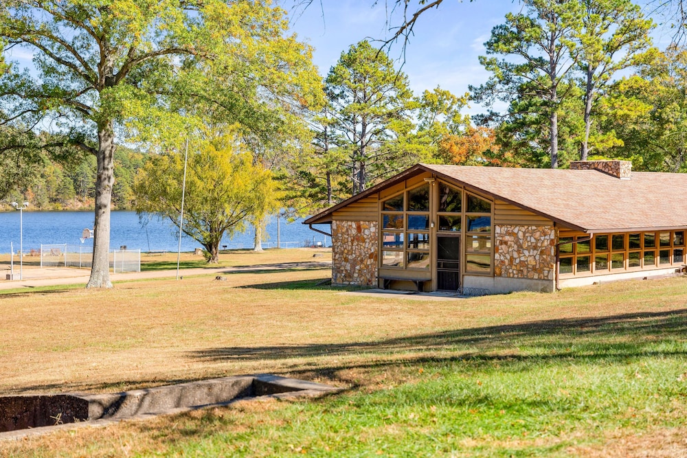 YMCA Trout Lodge