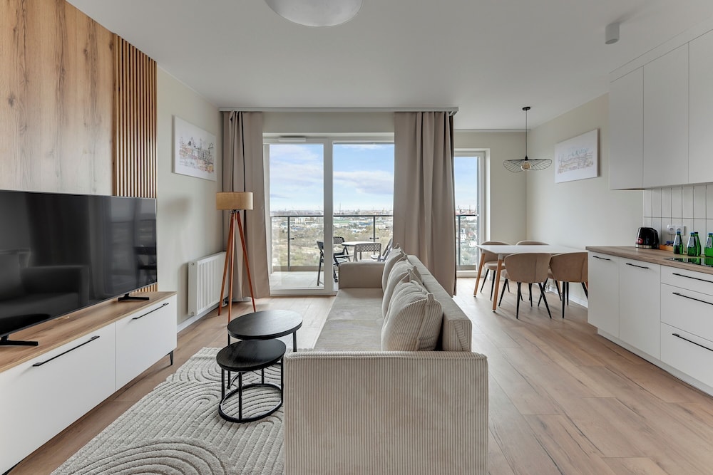 Horizon 169 - SeaView by GrandApartments