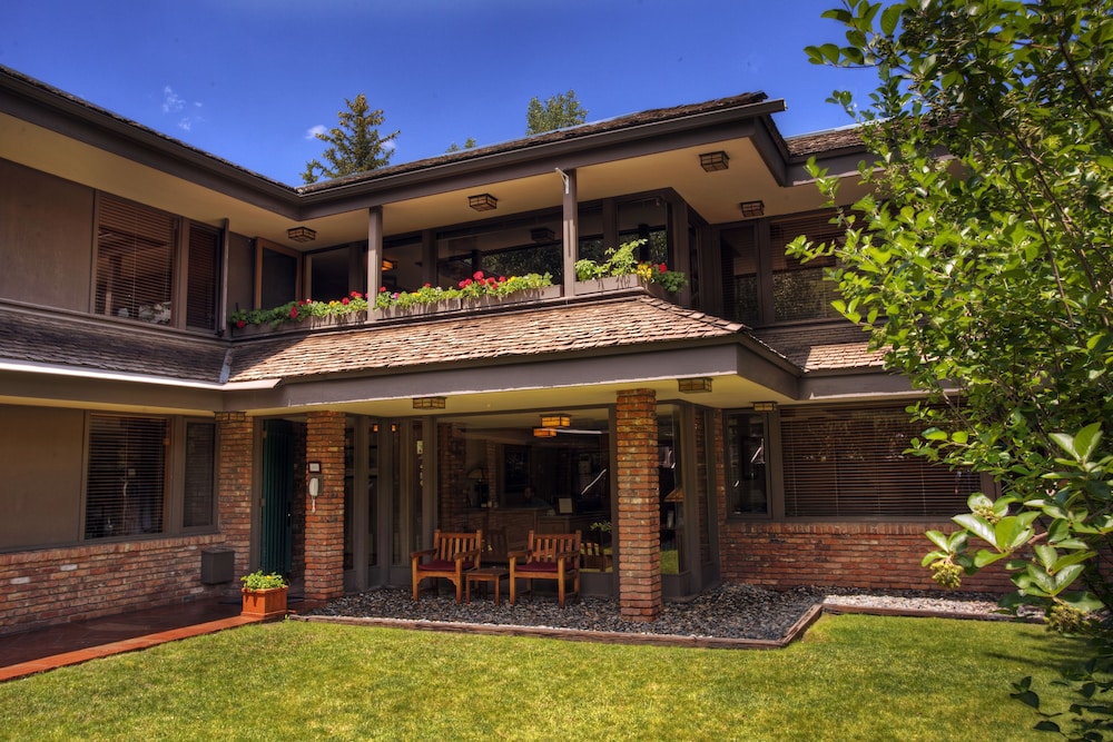 Hotel Hearthstone House - Image 1