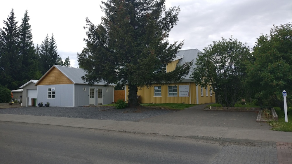 Birta Guesthouse