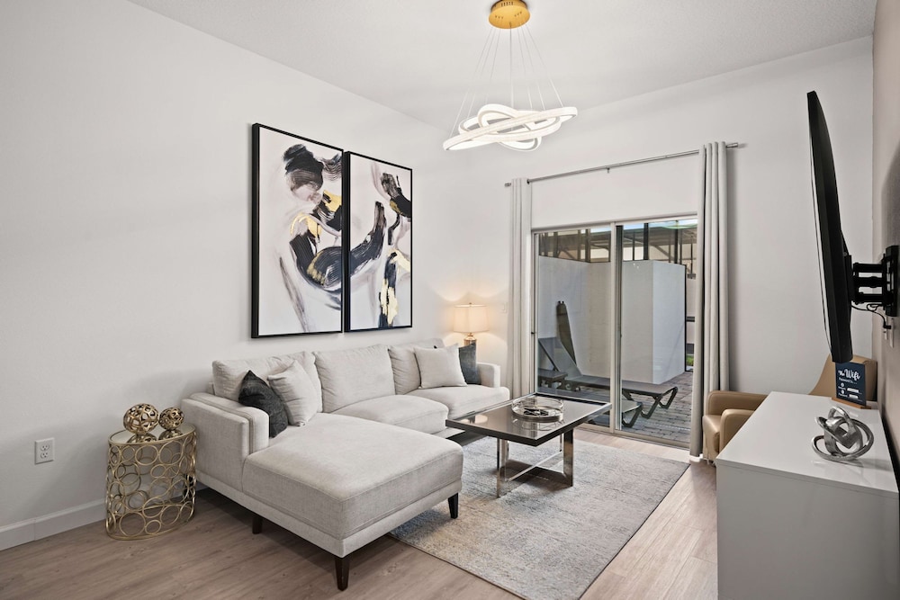 4 Bed Private Family Villa