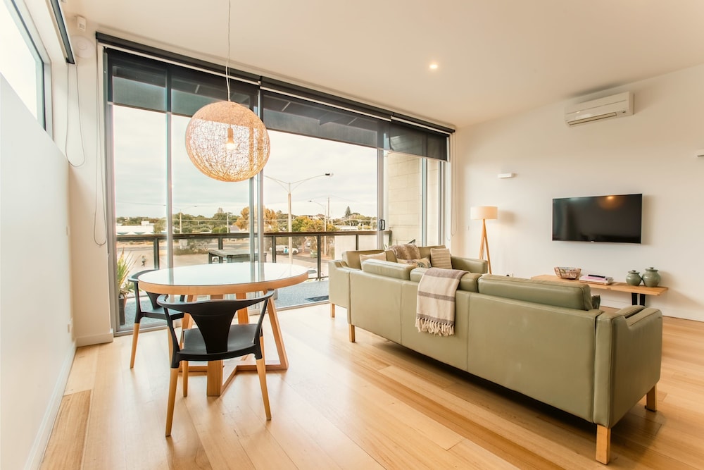 Aquabelle Seven - Couples Retreat That Will Delight