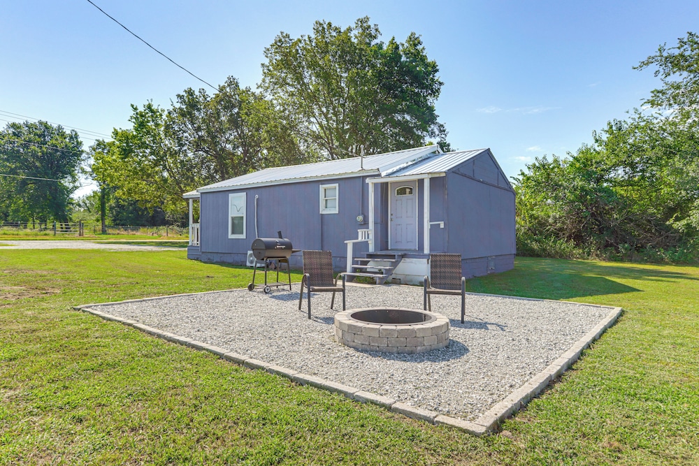 Lake Days, Bbqs & Fireside Nights: Afton Retreat
