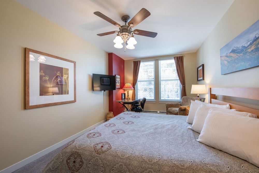 Fraser Crossing/Founders Pointe, Condo Top Floor Ski-In/Ski-Out (Premium-Rated Condo 3622) - Property Image 55