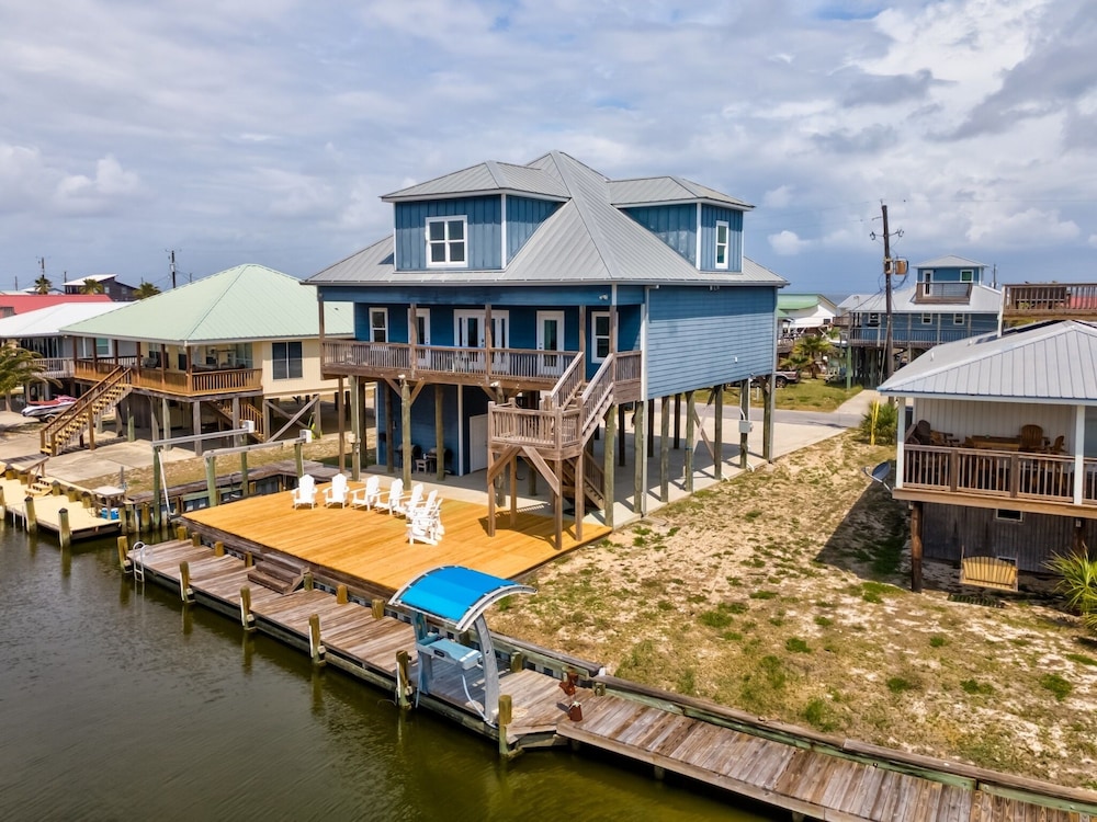 Coastal Château - 2239 Mallard St 6 Bedroom Home