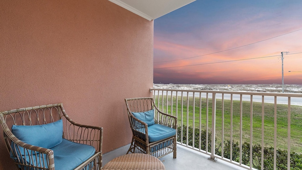 Grand Beach Resort by Southern Vacation Rentals