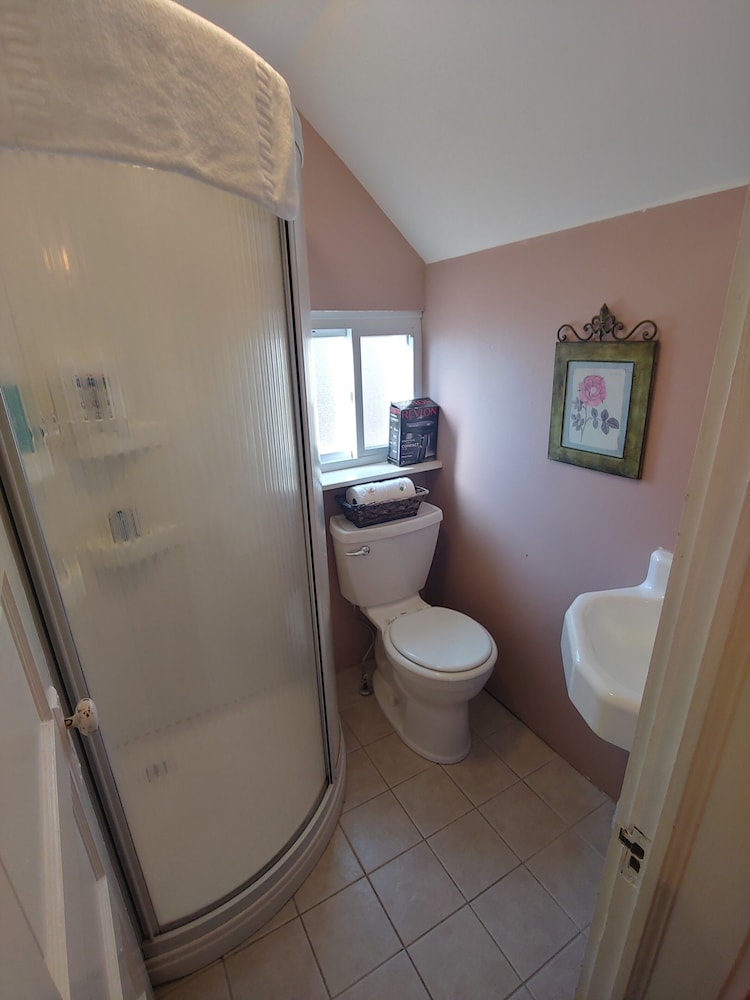 Island Guest House B&B