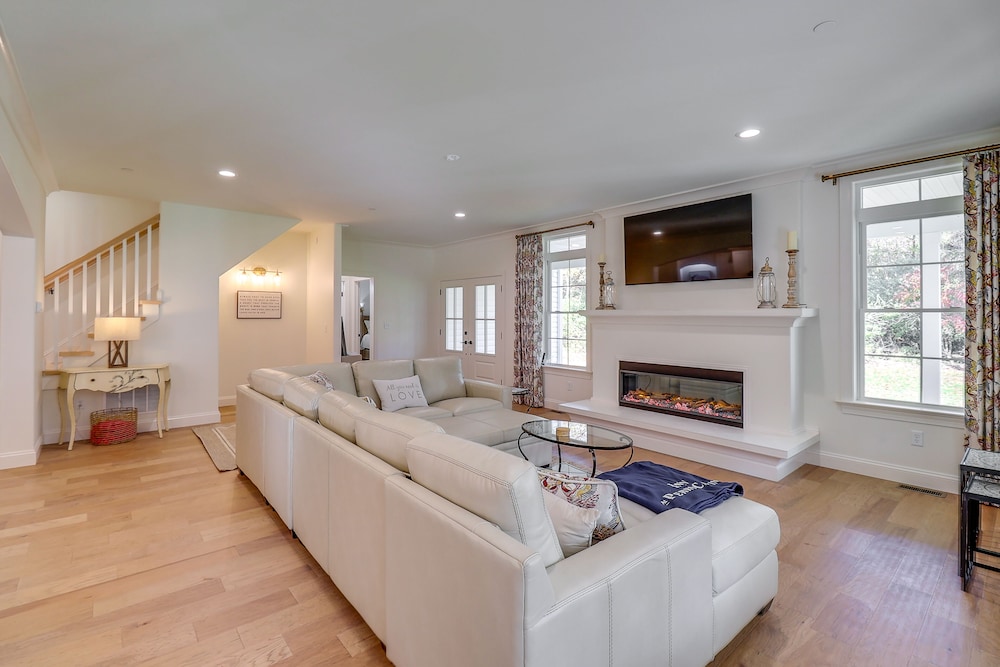 Eastern Shore Getaway: Walk to Tolchester Marina! - Property Image 36