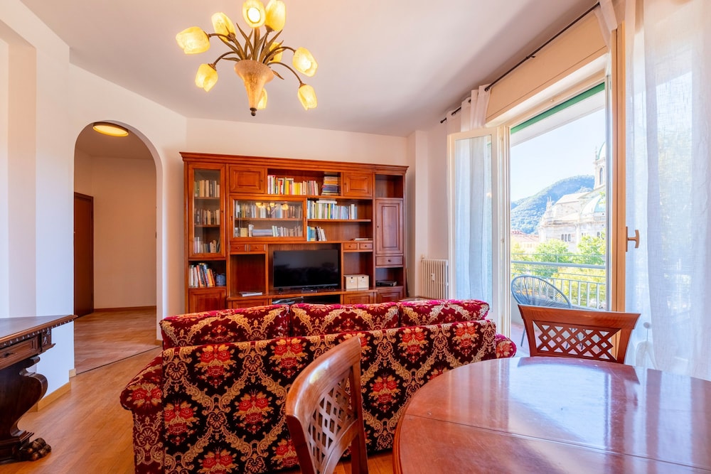 Spring Apartment by Wonderful Italy