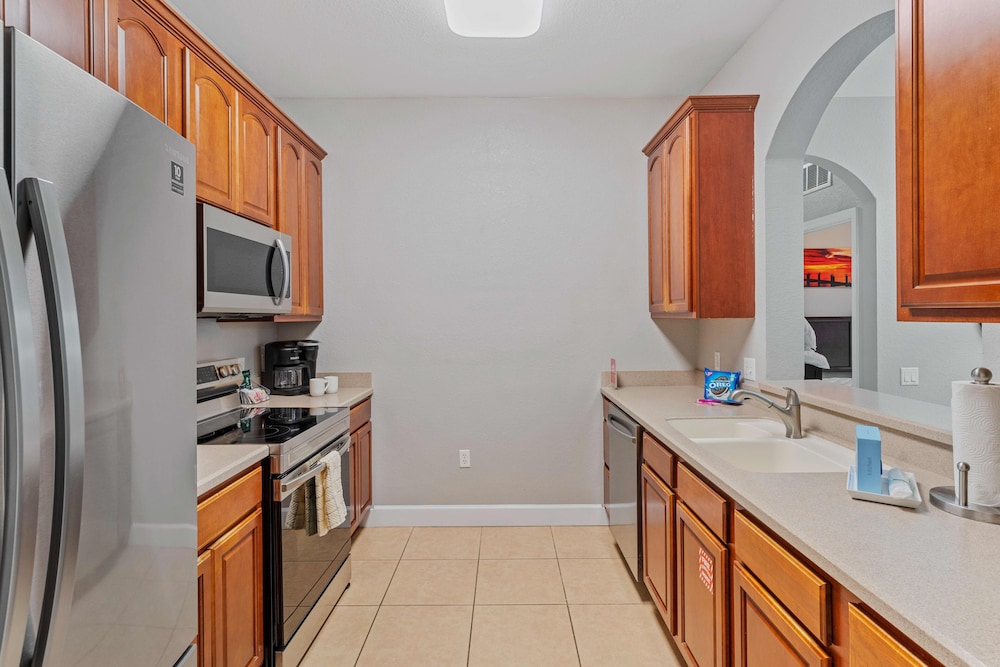 Vista Cay Swanky