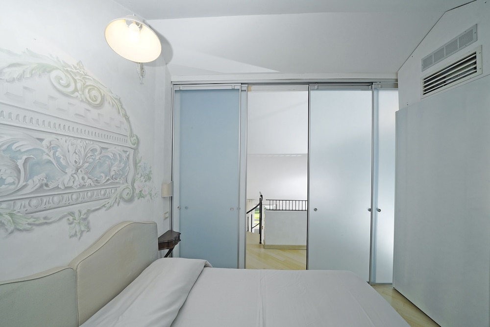 Il Melagrano A12 by Wonderful Italy