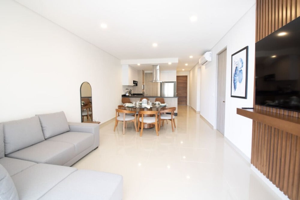 Torre Eleve Apartments