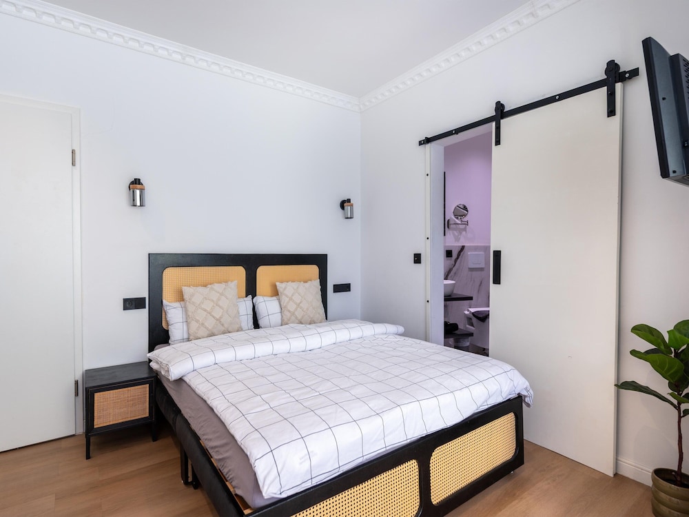 Modern Residences - Studio on the Moselle