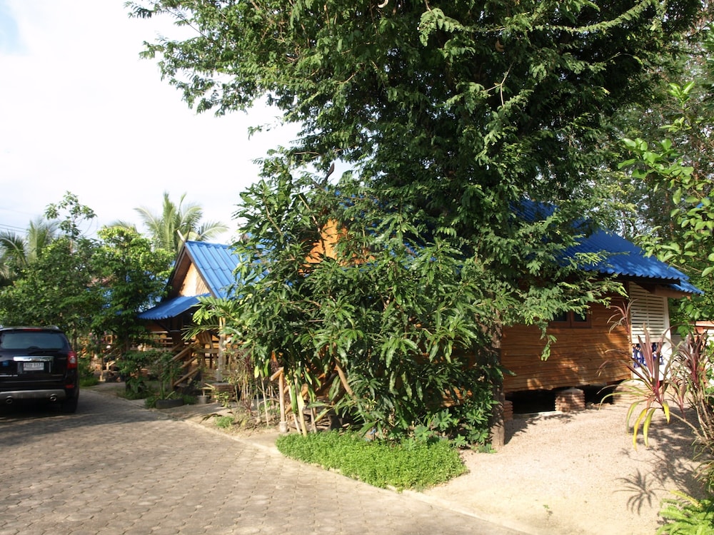 Suandarbporn Resort Mae Sot