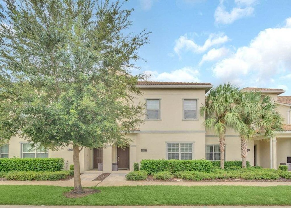 Beautiful Paradise Palms Retreat 4 Bedroom Townhouse