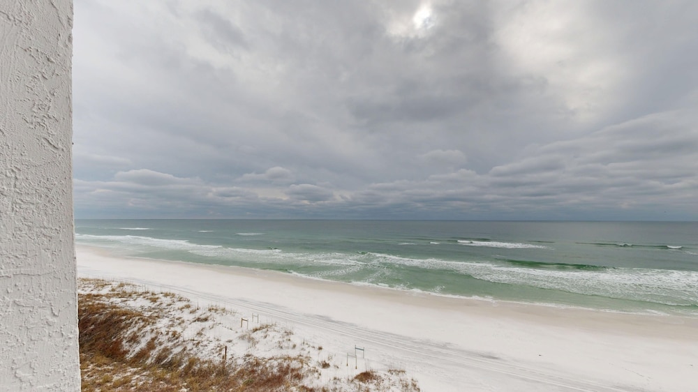 Beach House 501a 2 Bedroom Condo