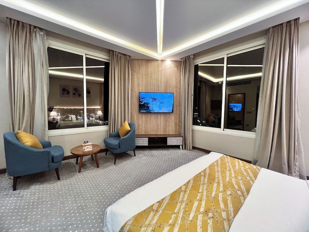AL Ewan Pro Serviced Apartments