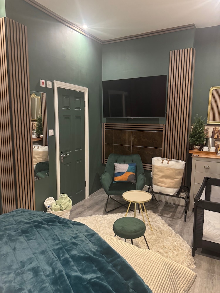 Aimi Residence