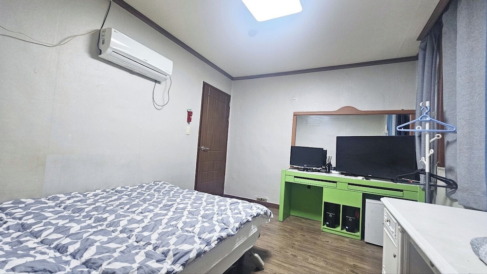 Samwoojang Motel