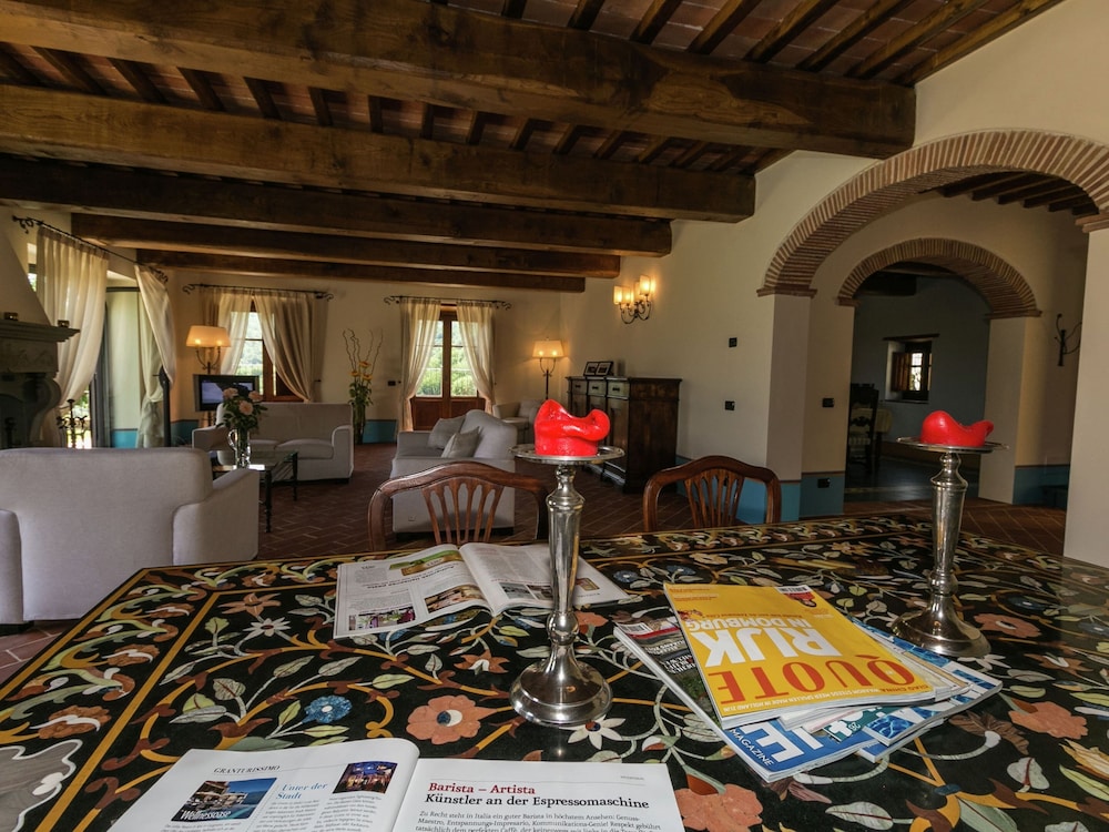 lounge