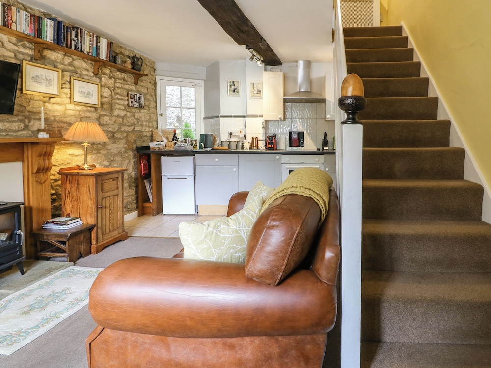 Coln Cottage