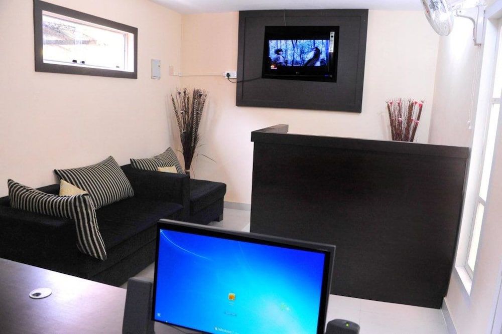 Wayanad Cliff Apartment Hotel