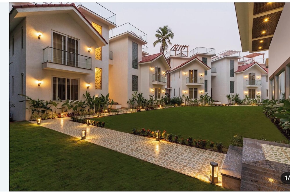 The Tanisi Resorts & Pool Villas, Candolim